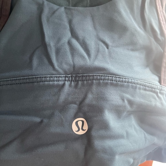 LULUEMON BRA TOP WITH MESH SIZE 10 - Picture 2 of 3